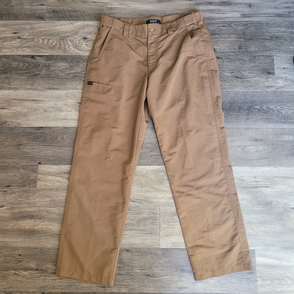 5.11 Tactical Chino Pants 34x32 Khaki Brown Light Military Straight Flat Front - Picture 2 of 9